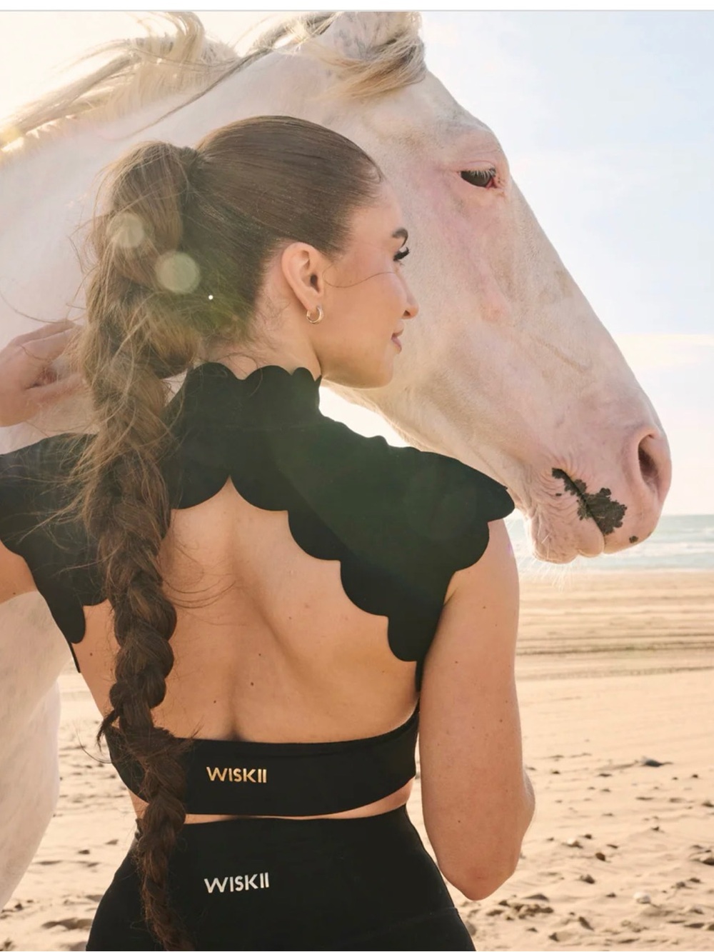 Wiskii Scallop Cutout Mock Neck Bra